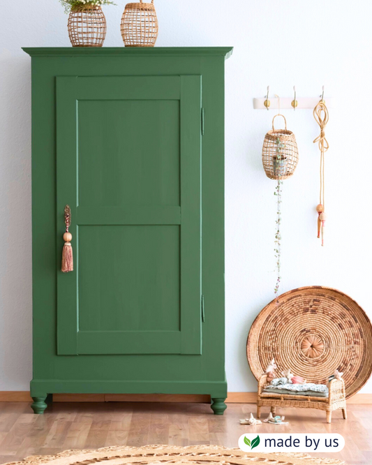 Vintage Single Door Wardrobe / Linen Cupboard