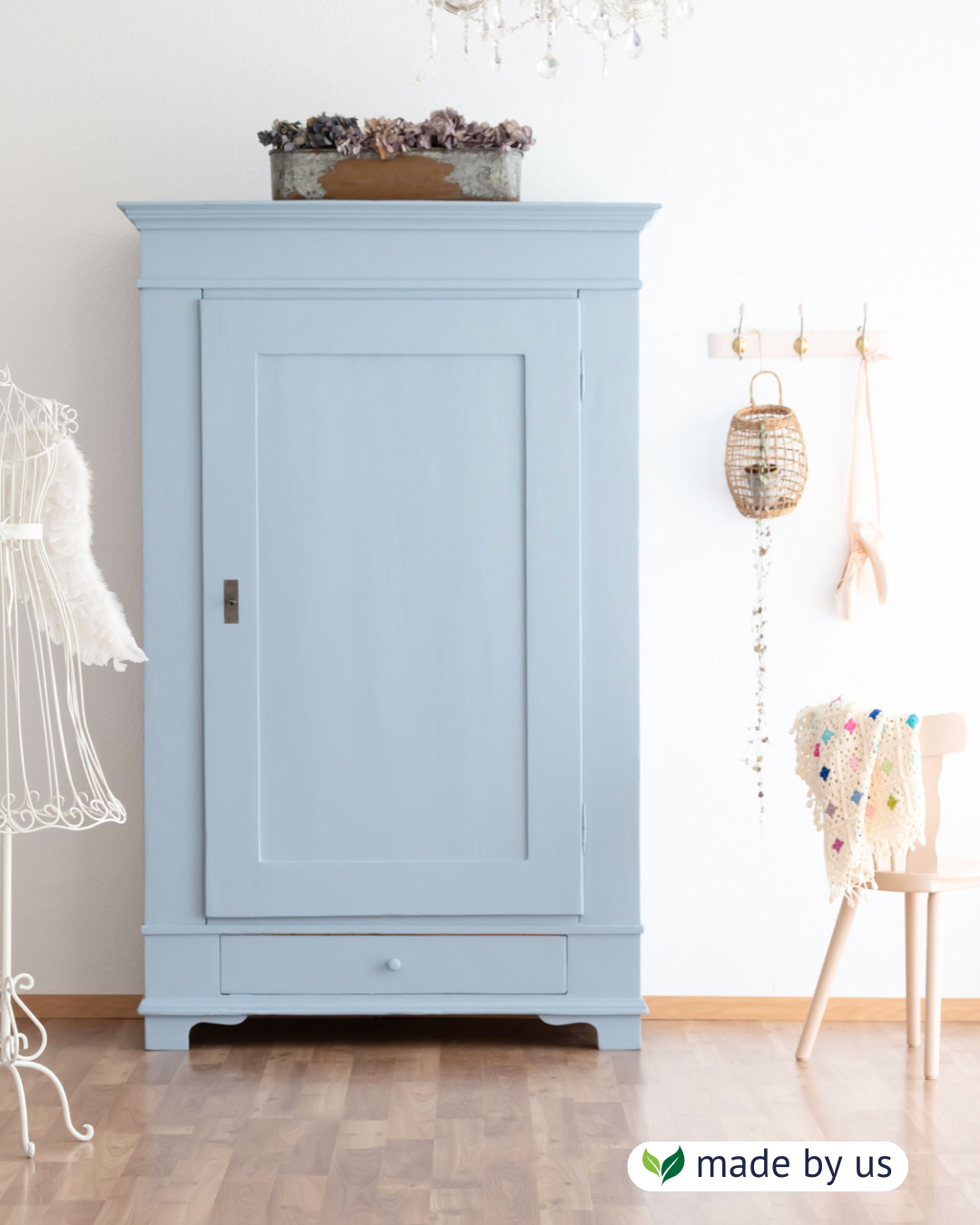 Large Vintage Wardrobe / Linen Cupboard