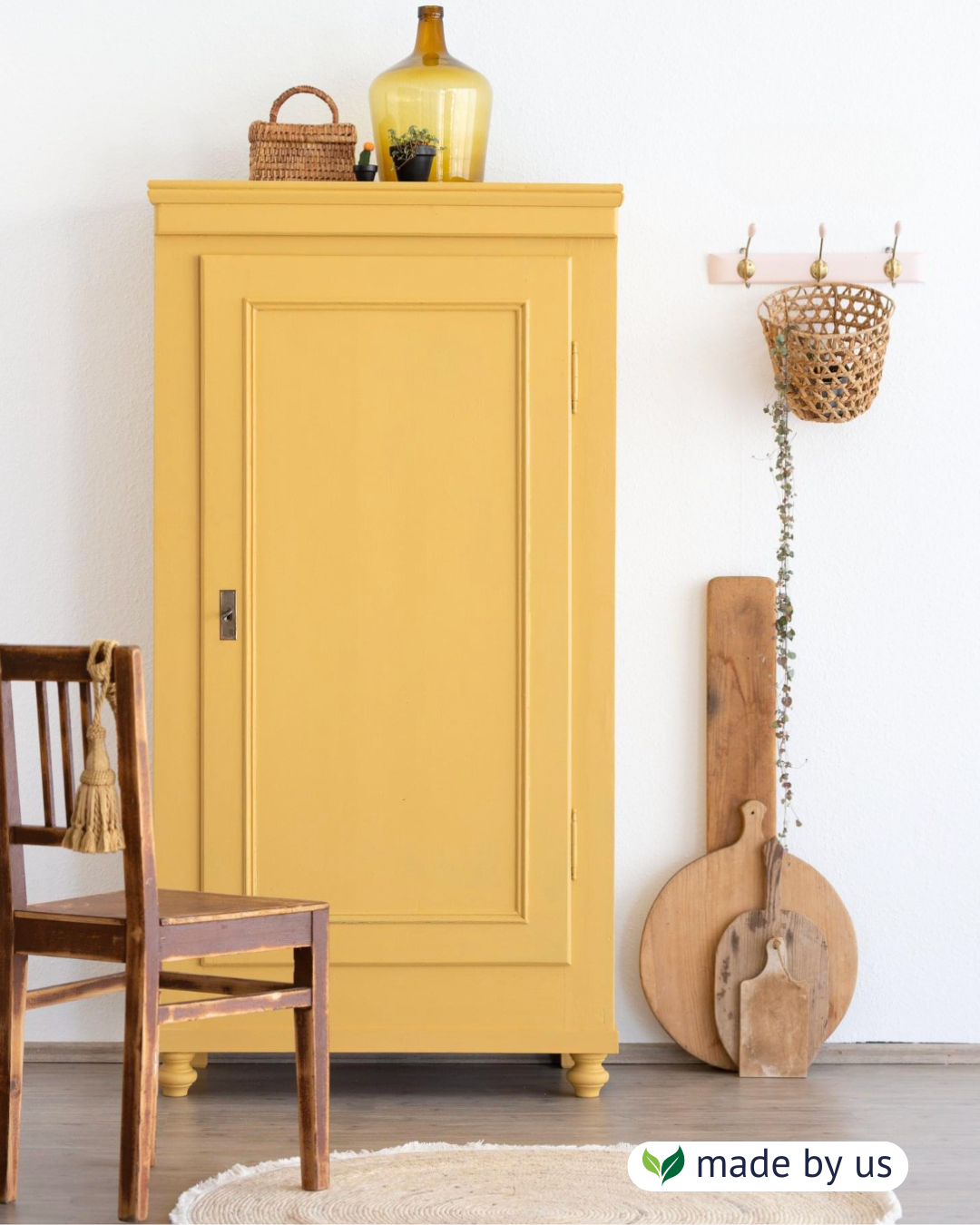 Vintage Linen Cupboard / Wardrobe