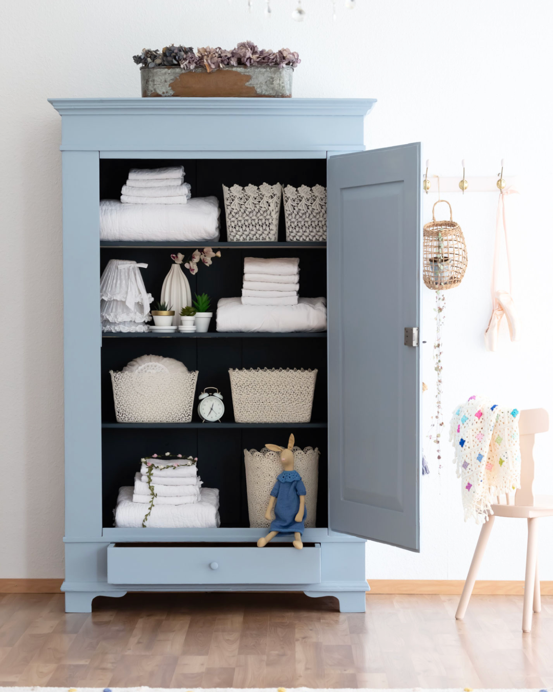 Large Vintage Wardrobe / Linen Cupboard