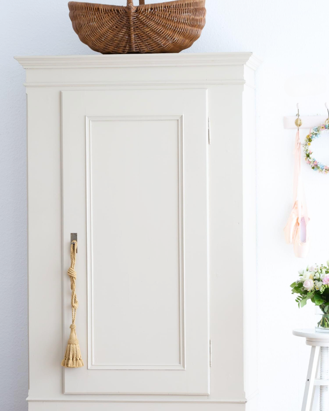 Large Vintage Wardrobe / Linen Cupboard