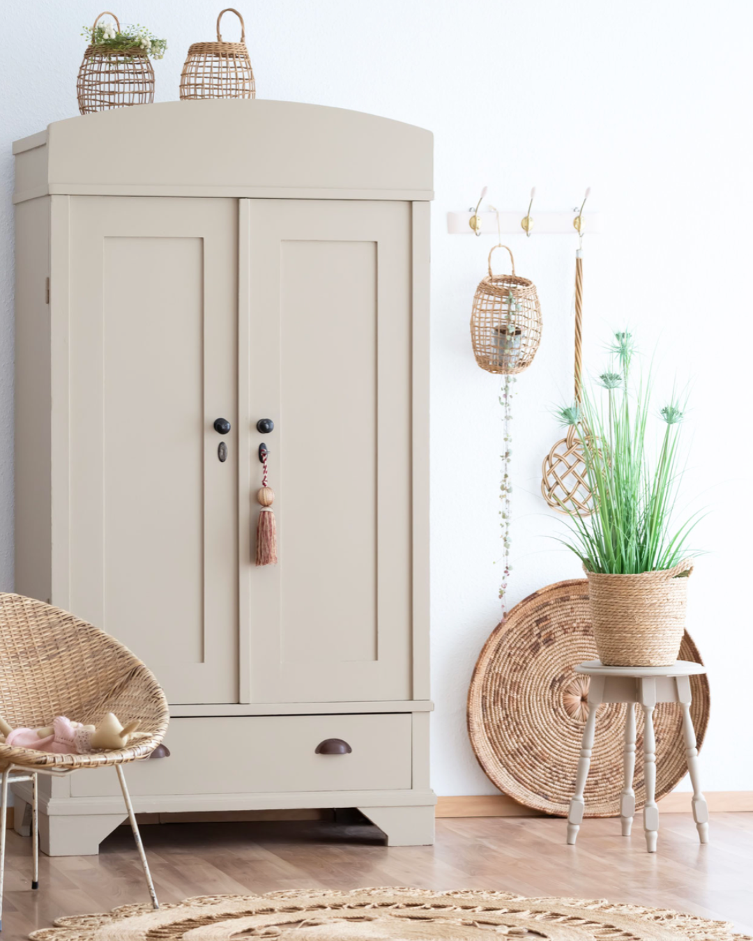 Mid Century Double Wardrobe / Linen Cupboard