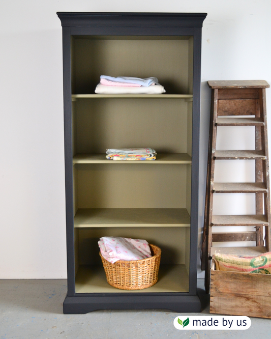 Vintage Open Fronted Linen Cupboard